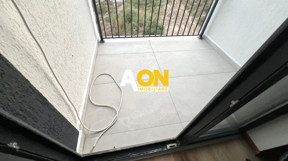 Apartament cu 3 camere, bloc nou, loc de parcare, priveliste deosebita - Poză 6