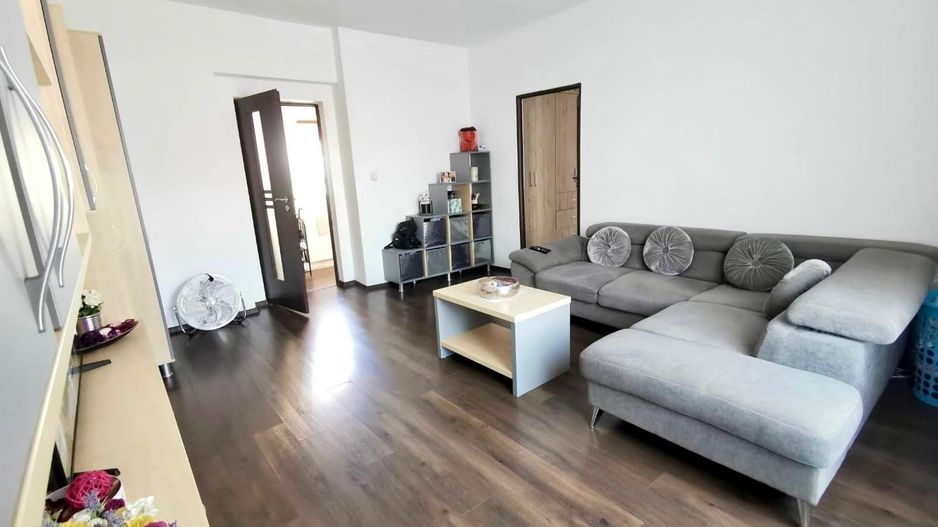 Apartament Istoric 3 camere-Piata Victoriei - Poză 5
