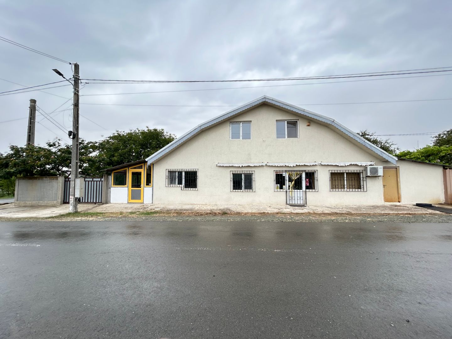 Casa P+1 din BCA ideala pentru o familie antreprenoare – Pecineaga - Poză 16