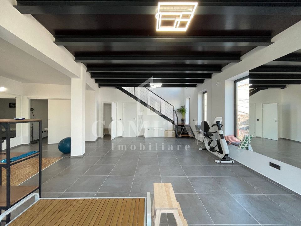 Clădire cu parcări ultracentral Cluj ideală clinică sau sediu - Poză 1