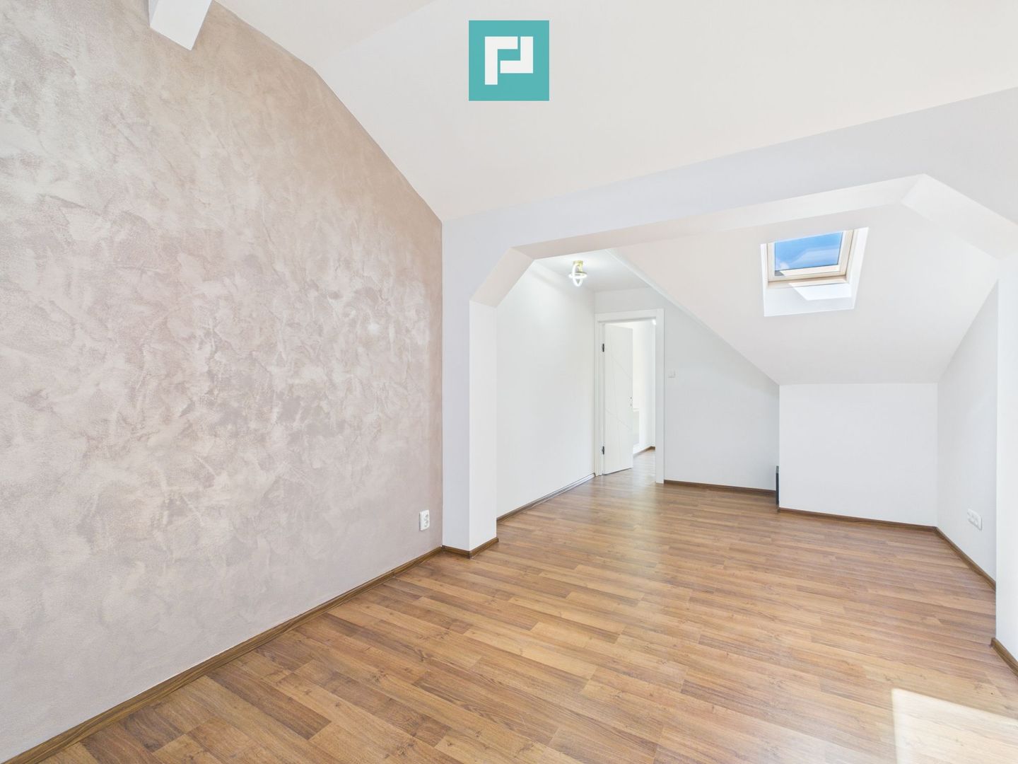 Apartament premium pe 2 nivele - Dumbrăvița - Poză 15