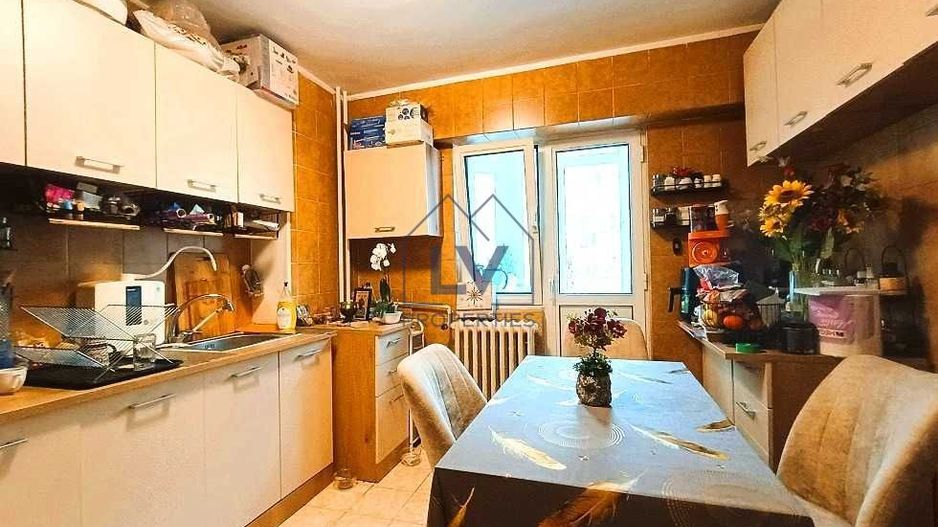 Apartament 2 camere de vanzare zona Decebal ( Zepter) Mall Vitan - Poză 4