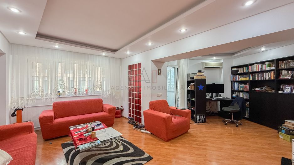 4 camere | Universitate Rosetti | bloc 1980 - Poză 1