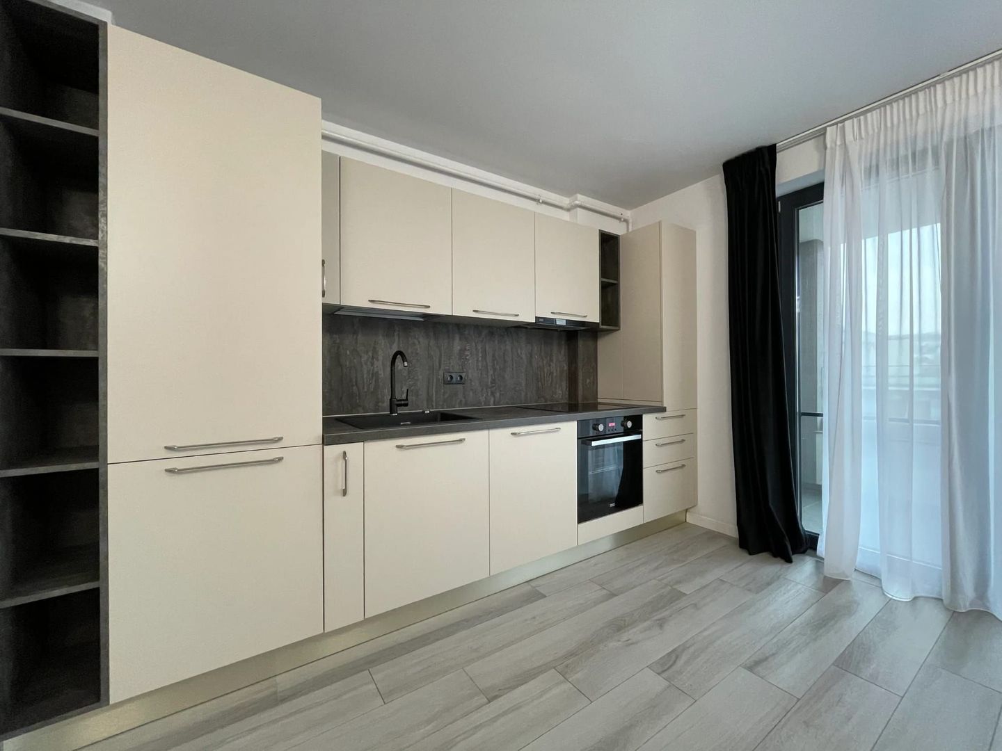 3 Camere Superfinisate Andrei Muresanu zona Piata Cipariu - Poză 3