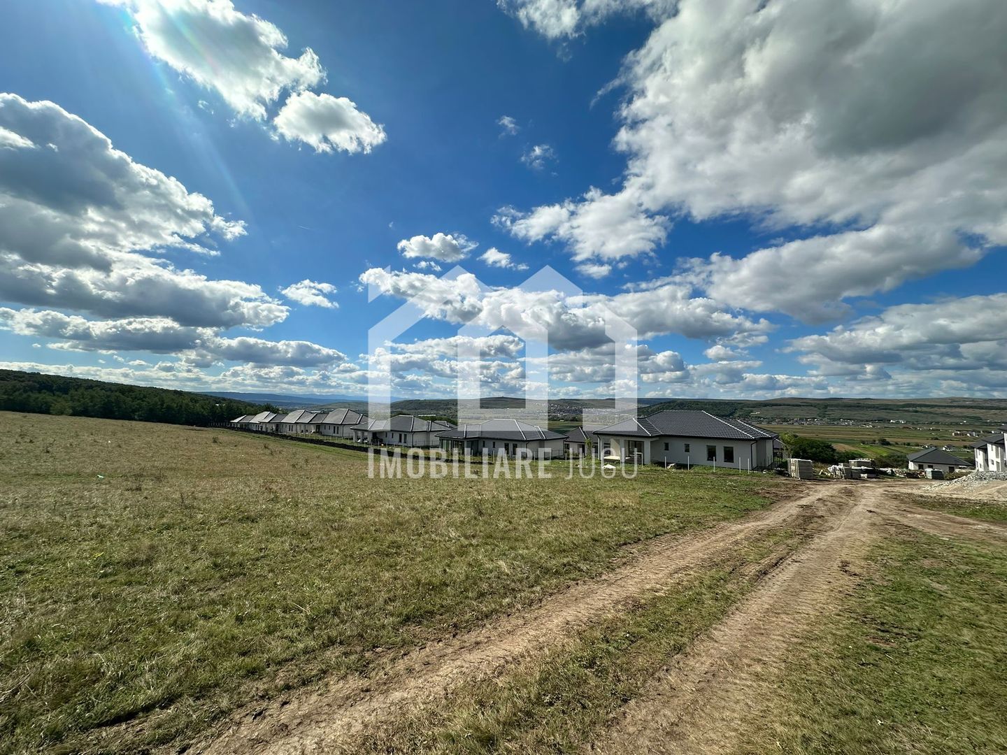 Teren intravilan 2.900 mp – Jucu de Sus, zona Luminiș - Poză 3
