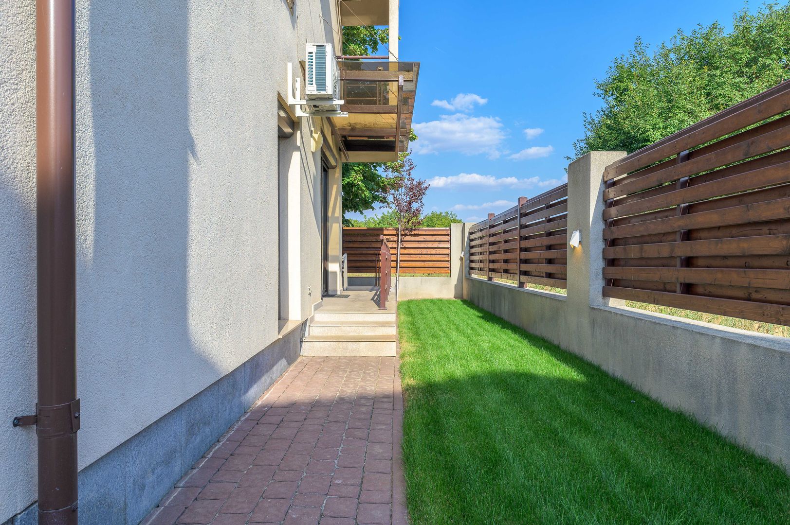 VANZARE Vilă PREMIUM cu 6 camere în zona Central, OTOPENI - Poză 41