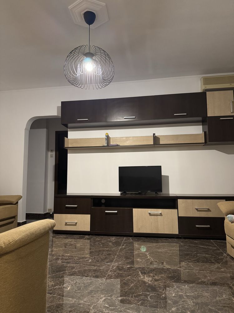 Apartament 2 camere renovat, etaj 3, metrou 1 Mai, Domenii - Poză 2