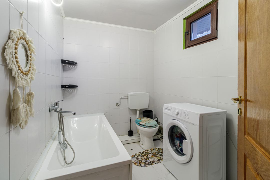 Casa 3 camere Dragomiresti strada principala - Poză 3