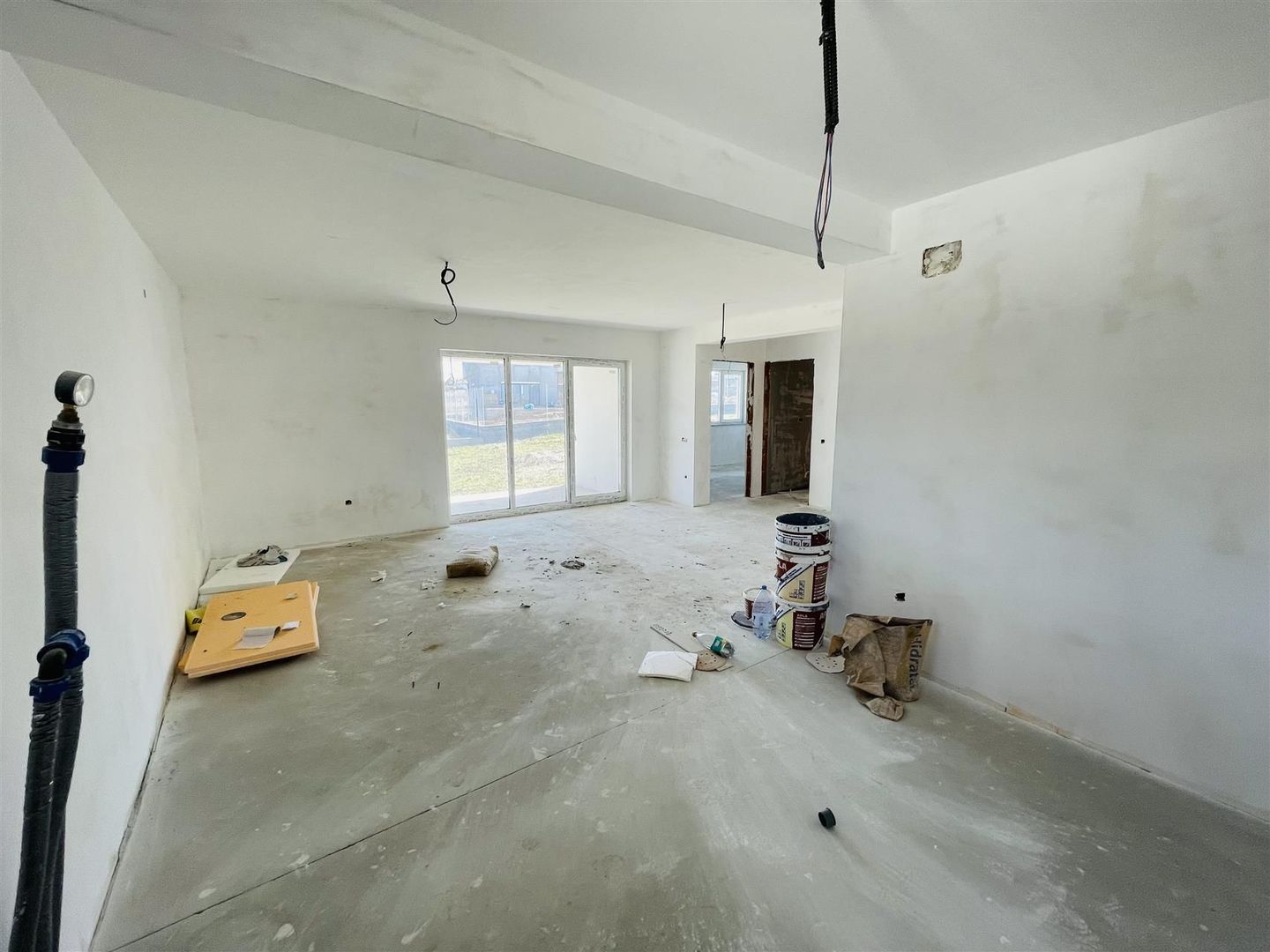 Casa P semifinisata ï¿½n comuna Paleu - Poză 6