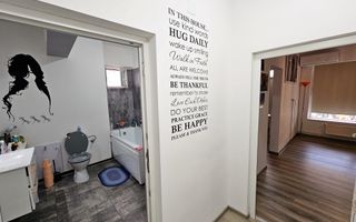 Spatiu comercial, 170 mp utili, pretabil pt regim hotelier sau birouri - Poză 4