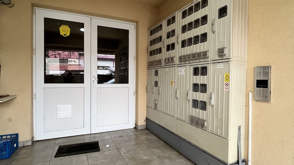 Studio bine compartimentat, parcare, complet mobilat, renovat, mutare imediata - Poză 28