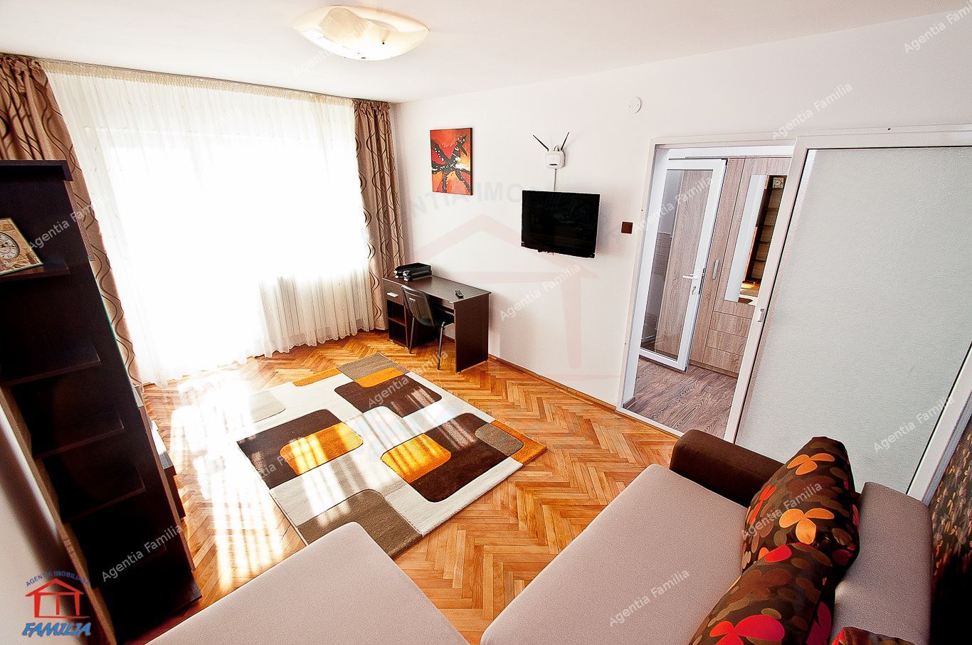 Apartament 1 cameră de închiriat, Centru - Poză 1