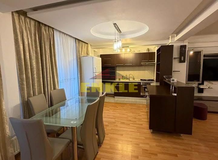 De inchiriat apartament cu 2 camere, zona Pietonalul Unirii - Poză 1