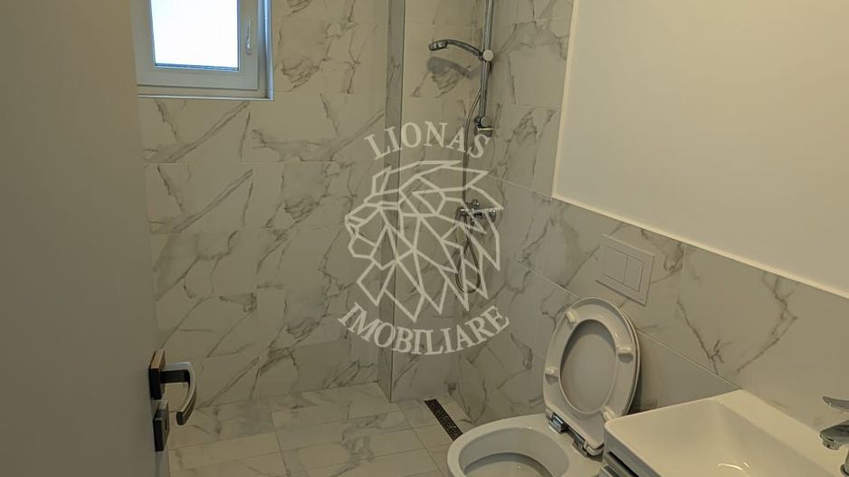 Spatiu de Birou Nou 36 mp-balcon 7 mp-Zona Han - Poză 4