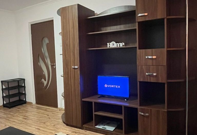 Apartament 2 cam decomandat cu centrala Lujerului - Poză 1