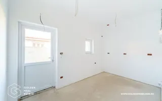 Clădire pentru azil/centru de îngrijire, cu 15 camere, Arad zona Gai - Poză 12