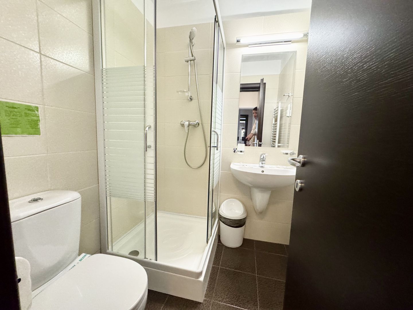 AFACERE - HOTEl (SEMI)RENOVAT de 4 etaje - Floreasca-Barbu Vacarescu - Poză 11