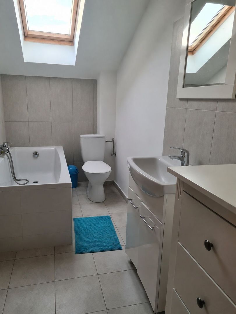 Casă de închiriat în Dumbravita – 3 dormitoare si garaj - Poză 8