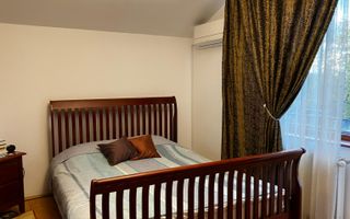 Vilă de închiriat – 260 mp utili, teren 1300 mp, 5 dormitoare, 3 băi, 3 balcoane - Poză 10