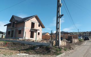 Casă de vânzare în Chicerea, comuna Tomești | 4 camere, 3 băi | 139 mp - Poză 5
