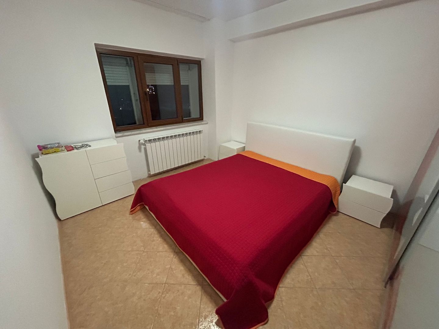 Apartament 2 camere, etaj 3 - zona Centru - Poză 2