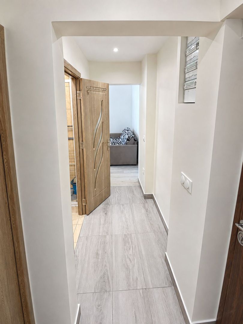 Închiriere apartament cu 3 camere, renovat în 2026  disponibil imediat - Poză 2