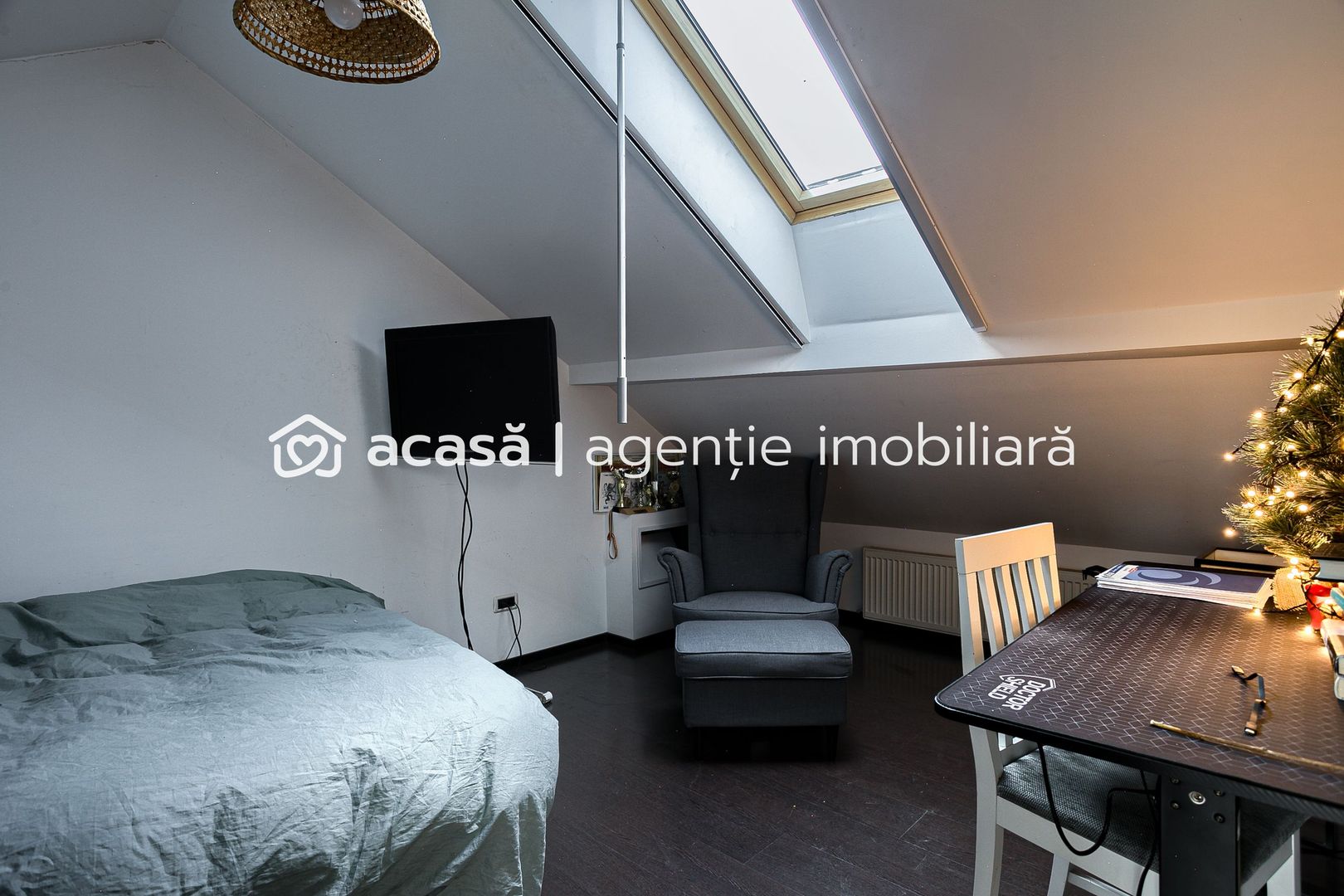 PROPRIETATE VÂNDUTĂ Apartament tip Penthouse în spate la Ziridava - Poză 6