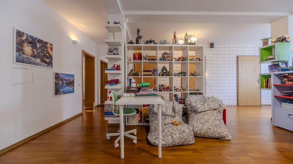 Casa individuala  - vedere spre padure - Parcul Sub Arini - Poză 10