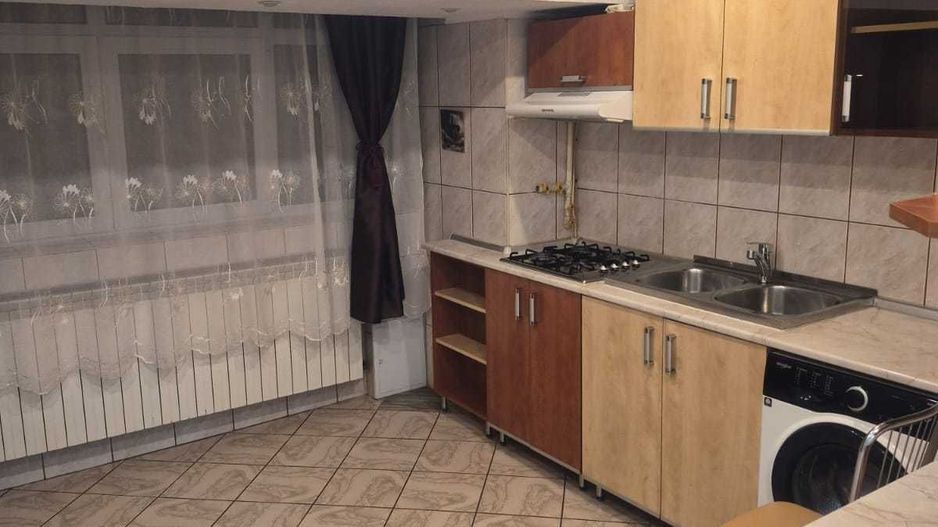 Apartament spațios cu 2 camere - Poză 1