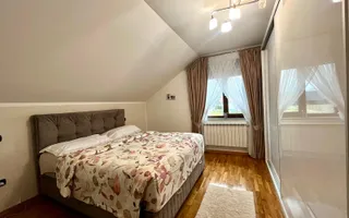CASA COMPLET UTILATA SI MOBILATA MODERN CU GRADINA | 1100 MP |MARGINEA - Poză 16