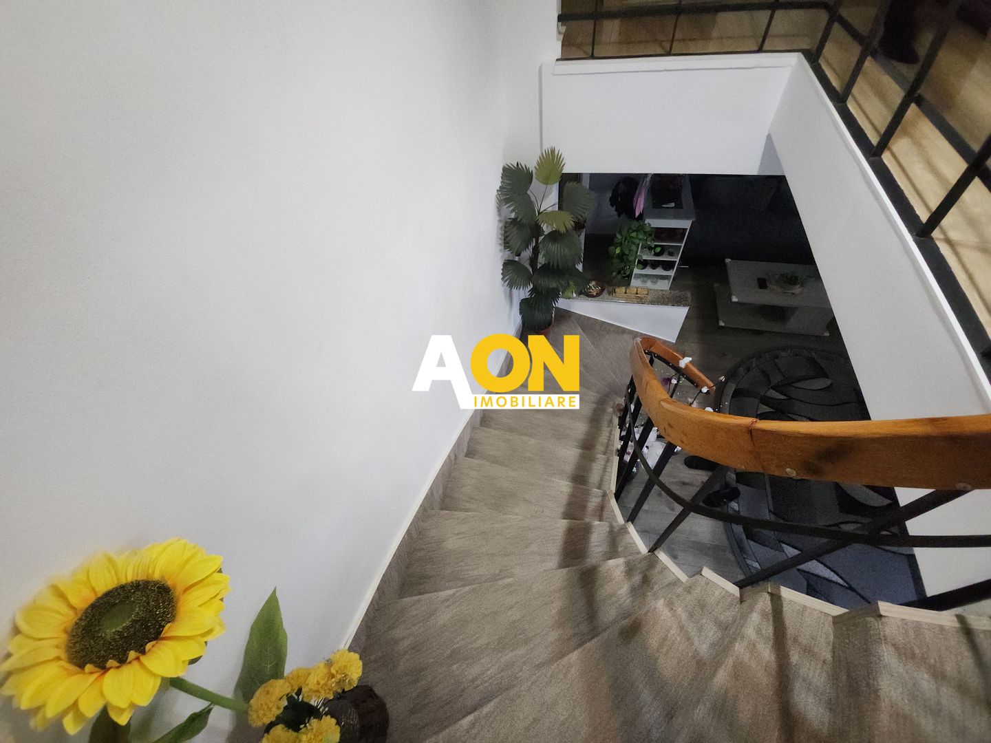 Apartament cu scara interioara, 4 camere, zona OMV Cetate - Poză 13