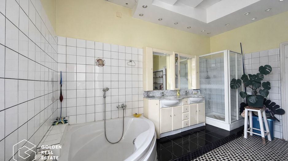 Vila individuala, 12 camere, teren 938 mp, cu piscina, zona Maria-Balcescu - Poză 8