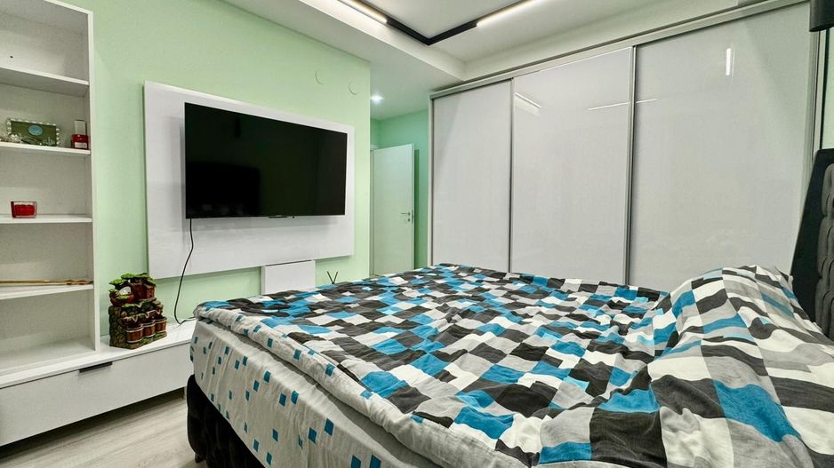 COSMOPOLIS - Apartament cu 3 camere si gradina, mobilat si utilat. - Poză 13