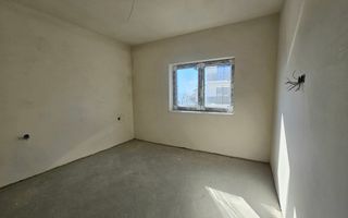 Apartament 3 camere, 2 bai, etaj 1 Selimbar - Poză 6