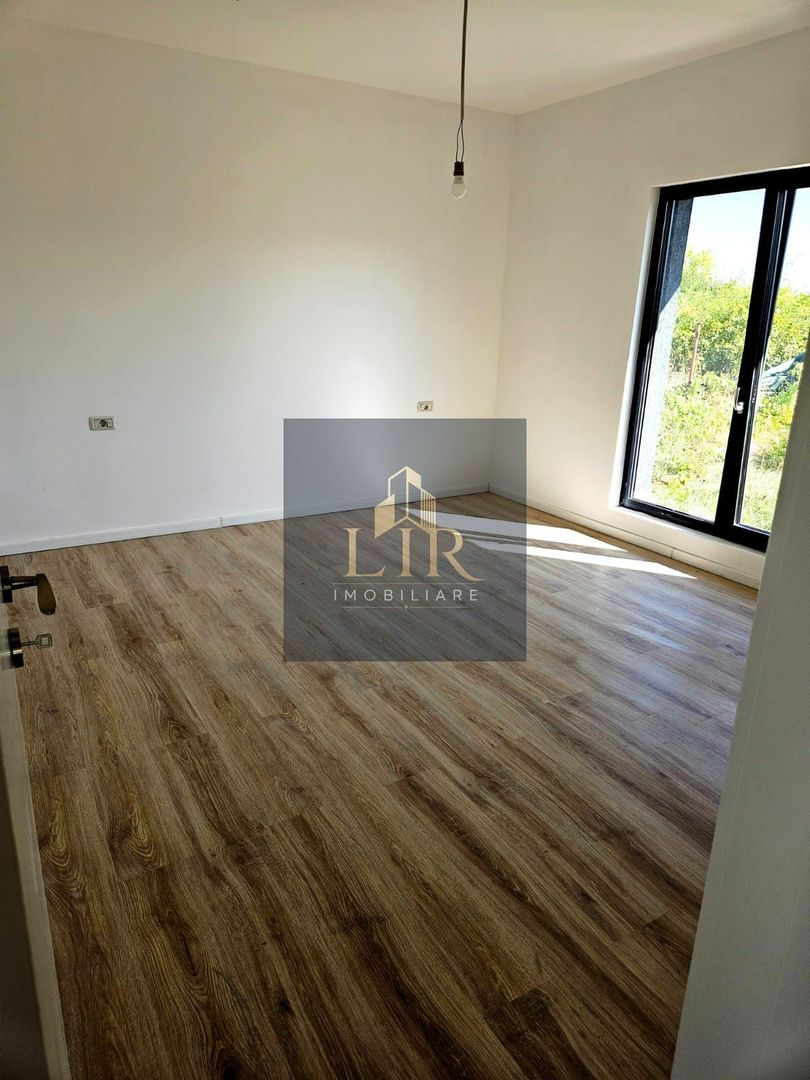 Casă individuală cu 3 camere – Vișan, Iași - Poză 5