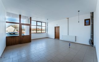 Spațiu multifuncțional în Pârneava. - Poză 2