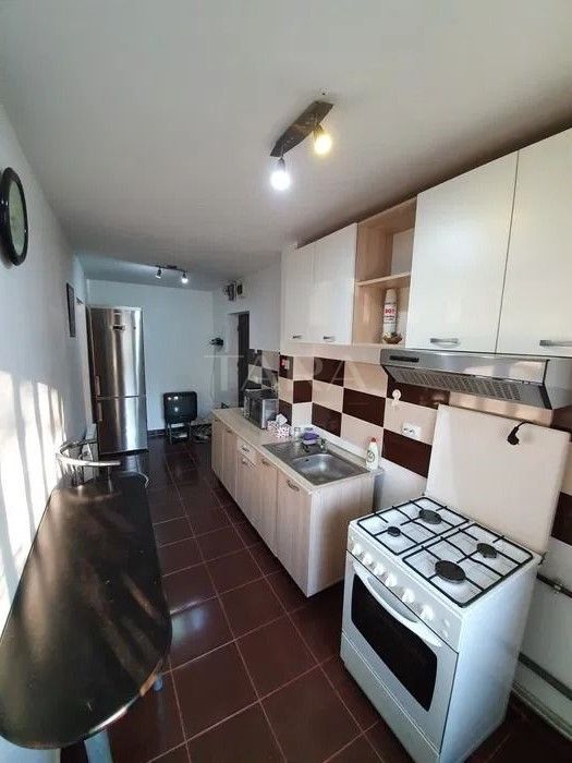 Apartament 3 camere, zona Școala de Poliție, Dâmbul Rotund - Poză 1