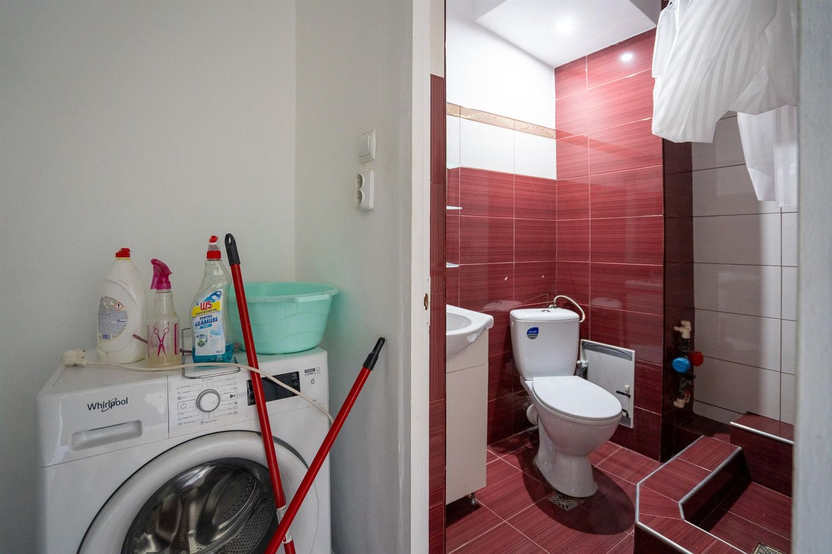 Garsoniera in zona Razboieni - Poză 5