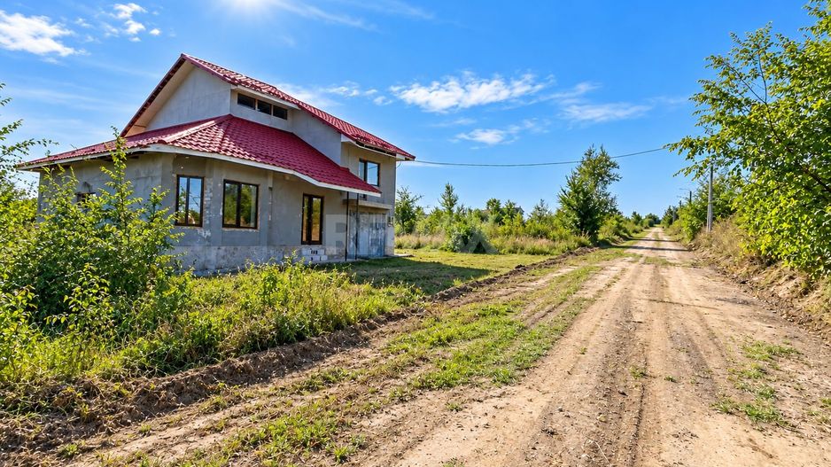 CASĂ CU 2 NIVELE – 136 m² | 4 DORMITOARE | 7 ARI ANENII NOI - Poză 3