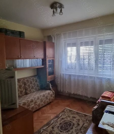 Vand apartament 2 camere in centrul orasului Satu-Mare - Poză 7
