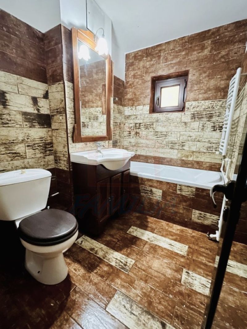 Apartament renovat, 2 camere decomandate, etaj 2  – IC Frimu - Poză 3