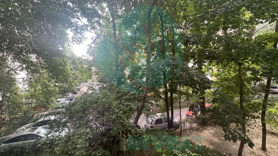 4 camere la 8 minute de METROU PIATA VICTORIEI - Poză 3