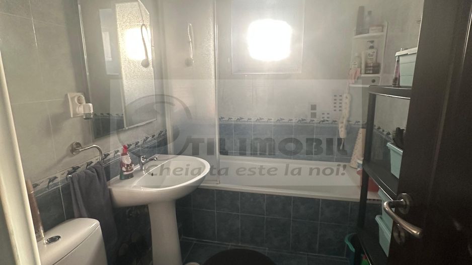 APARTAMENT 3 CAMERE DECOMANDAT FRUMOASA  NICOLINA  135000 EURO - Poză 7