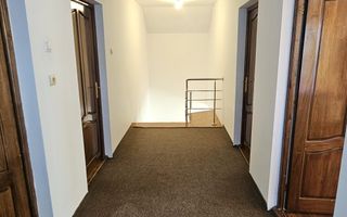 Casă / Vilă cu 8 camere de vânzare în Manastur, Cluj-Napoca - Poză 24