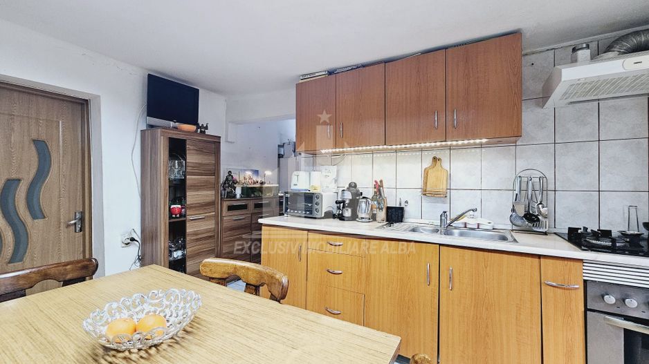 Casa de vanzare in Cetate, zona Parcul Unirii - Poză 3