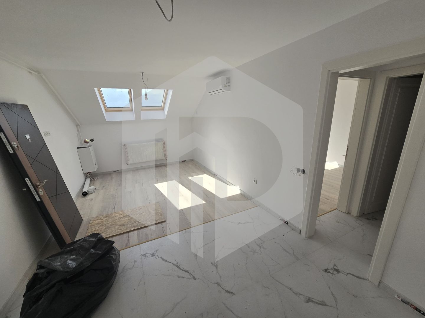 Garsoniere si apartamente la cheie Zona Lazaret - Poză 12