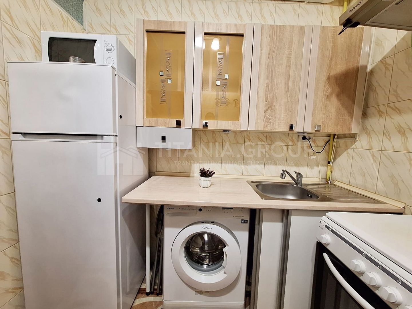 Garsoniera mobilata+camera la demisol, zona Tractorul, comision 0 - Poză 2