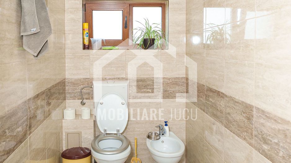 Casa individuala la cheie, 5 camere,180mp, teren 650mp, Jucu de Mijloc - Poză 10