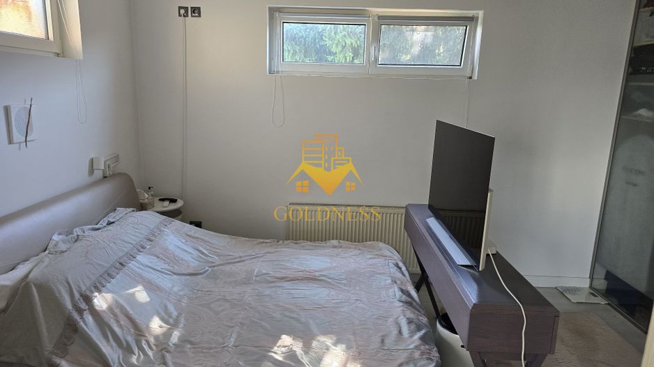 Casa 4 camere, Central, Cipariu, Titulescu, Brâncuși, Parcare - Poză 4