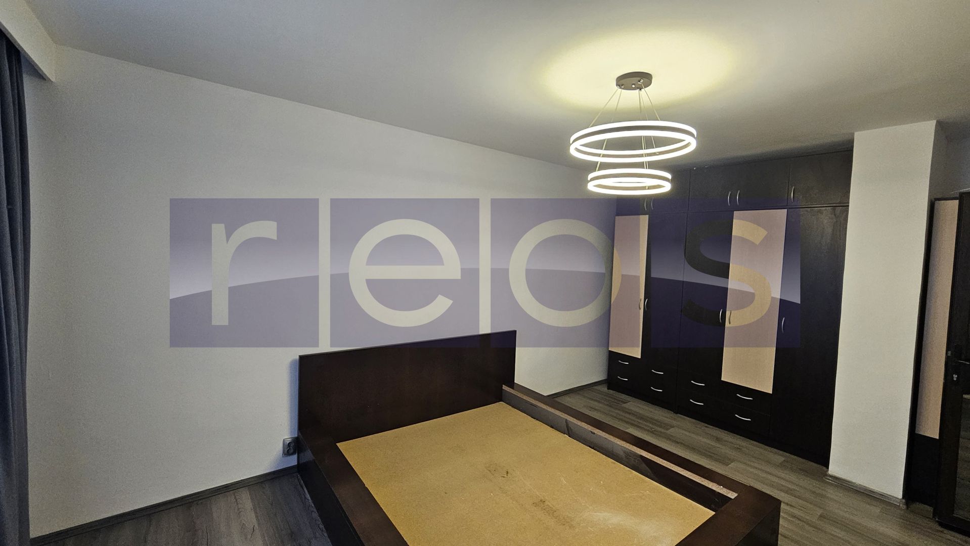 DE VANZARE AP 4 CAMERE 83 MP SEBASTIAN- MALL VULCAN | DECOMANDAT - Poză 3